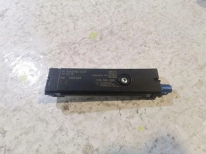 MERCEDES-BENZ C W205 Antennenverstärker  A1669061200 Petrol 270kw 2016 35010013