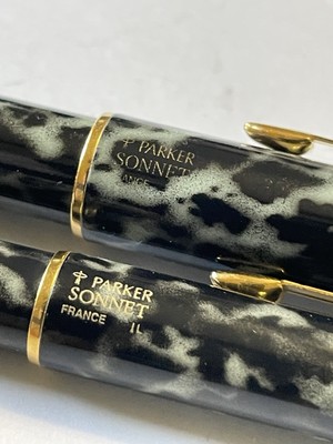 Vintage Parker Sonnet fountain pen and mechanical pencil set estate sale find 67