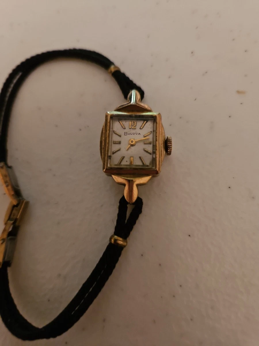 Bulova Women display picture 2