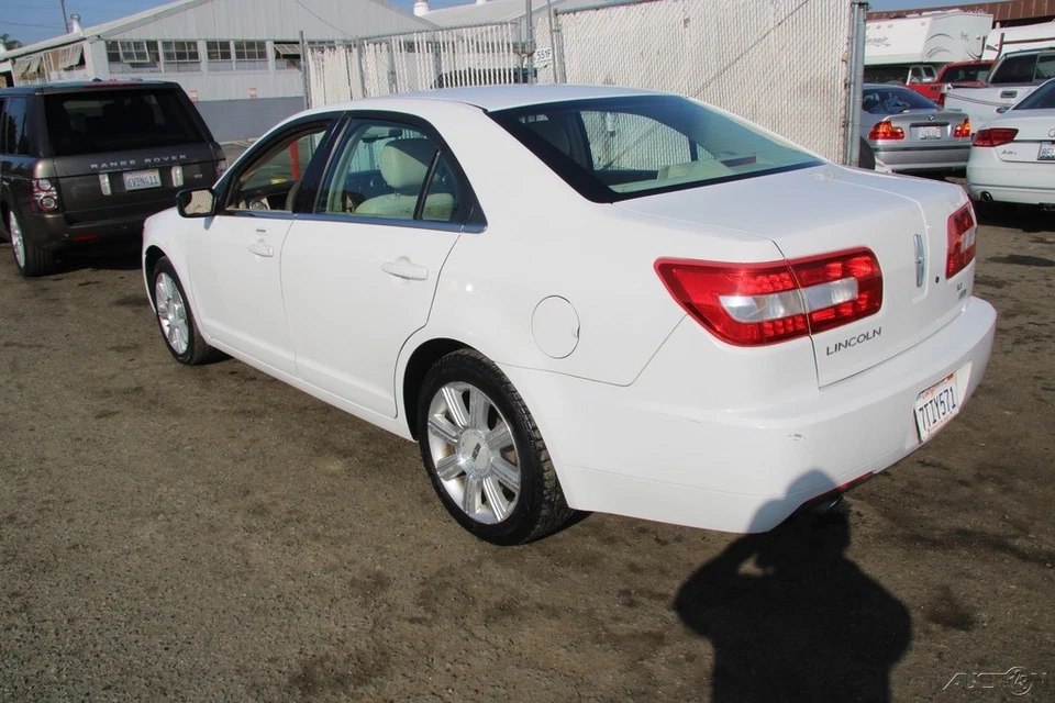 2007 Lincoln MKZ/Zephyr  - Image 4 of 4