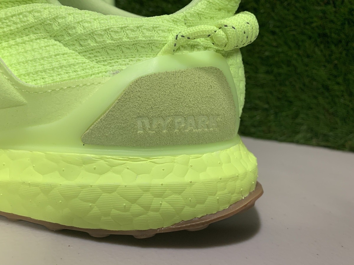 靴 Beyouce ~ Size 9.5 - Adidas UltraBoost x Beyonce Ivy Park 'Hi-Res