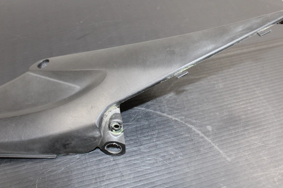 Honda CBR600RR 2006 carenado derecho del tanque de gasolina Foto 4 de 4