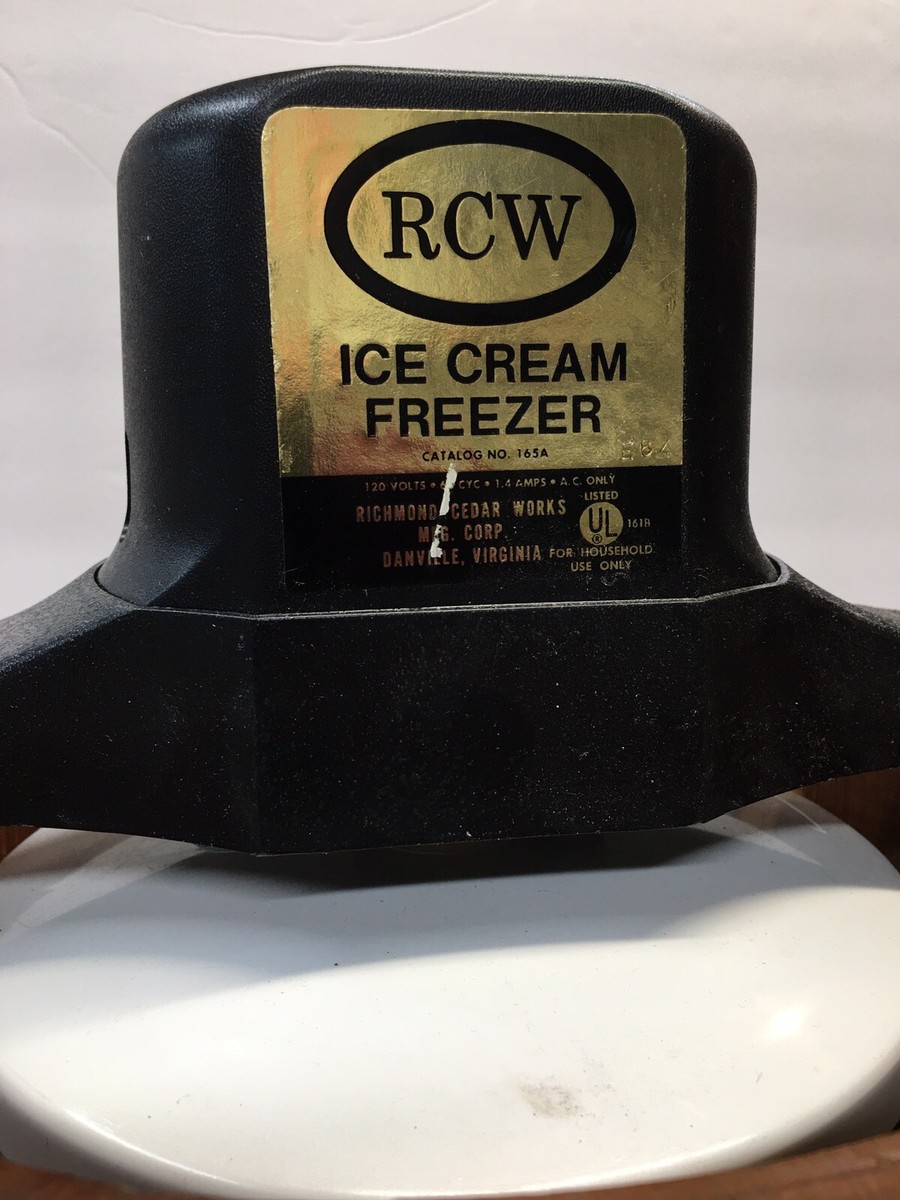 VINTAGE Richmond Cedar Works Frost King 5 Quart Ice Cream Freezer