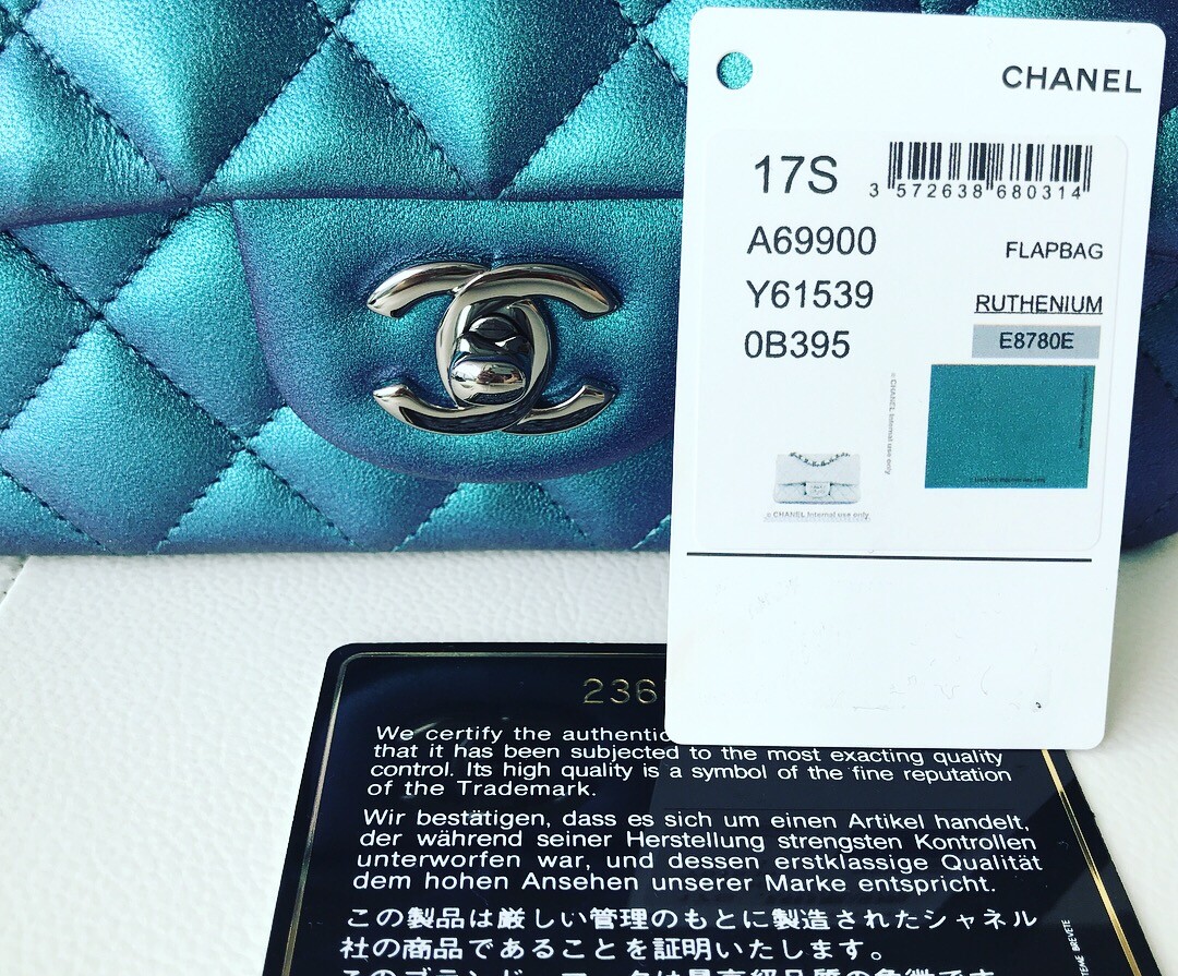 ミニ　シャネル CHANEL シャネル ミニマトラッセ14 ハーフフラップ チェーン