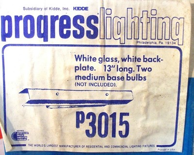 Progress Lighting White Bathroom Fixture P3015 NOS = to P3015-30