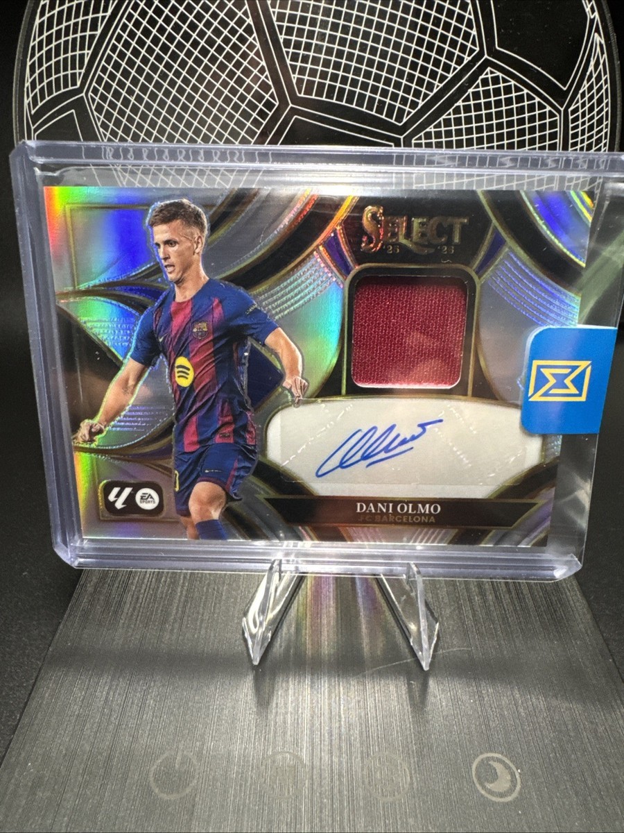 勝利の楽士 foil 英語版 3枚➕ゆうパケットミニ 2025-26 Panini Select LALIGA Dani Olmo Silver Prizm Patch Auto