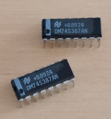 2 Stück DM74S387AN :  1024-Bit TTL PROM  original von NS