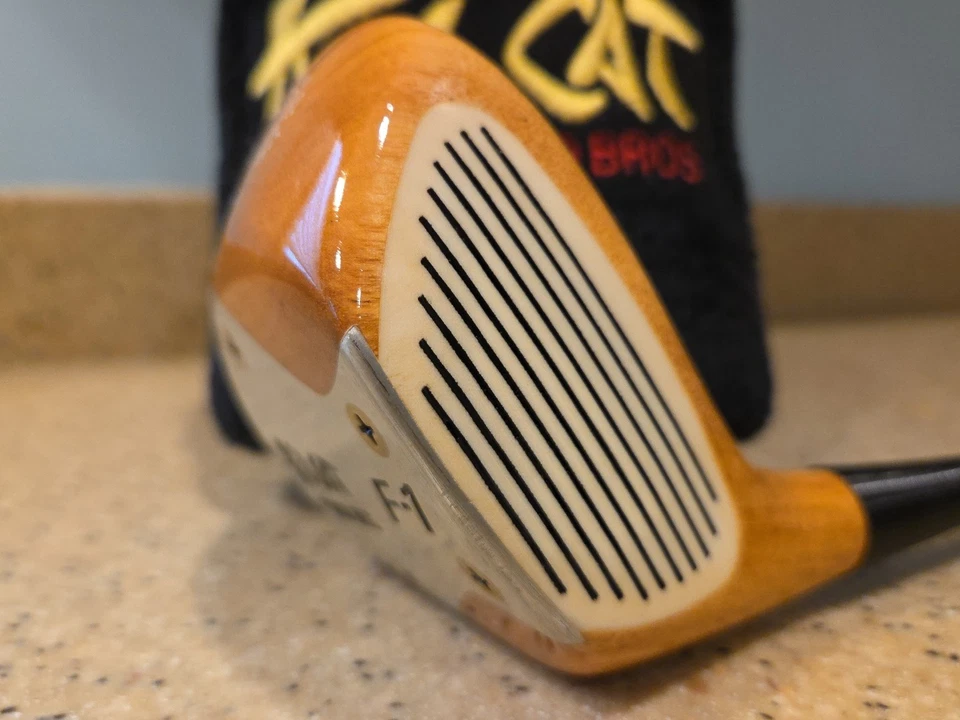 Vintage Wood Bros Kool Cat F-1 Driver 1 Wood- Graphite Shaft - With Cover - Image 3 of 4