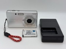 Fujifilm FinePix J10 8.2MP 3x Zoom Compact Digital Camera Silver From Japan/ Exc