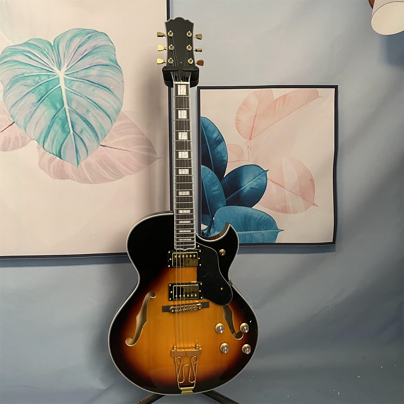 Sunburst Byrdland Jazz Electric Guitar 2H 596mm Glod Parts Tailpiece