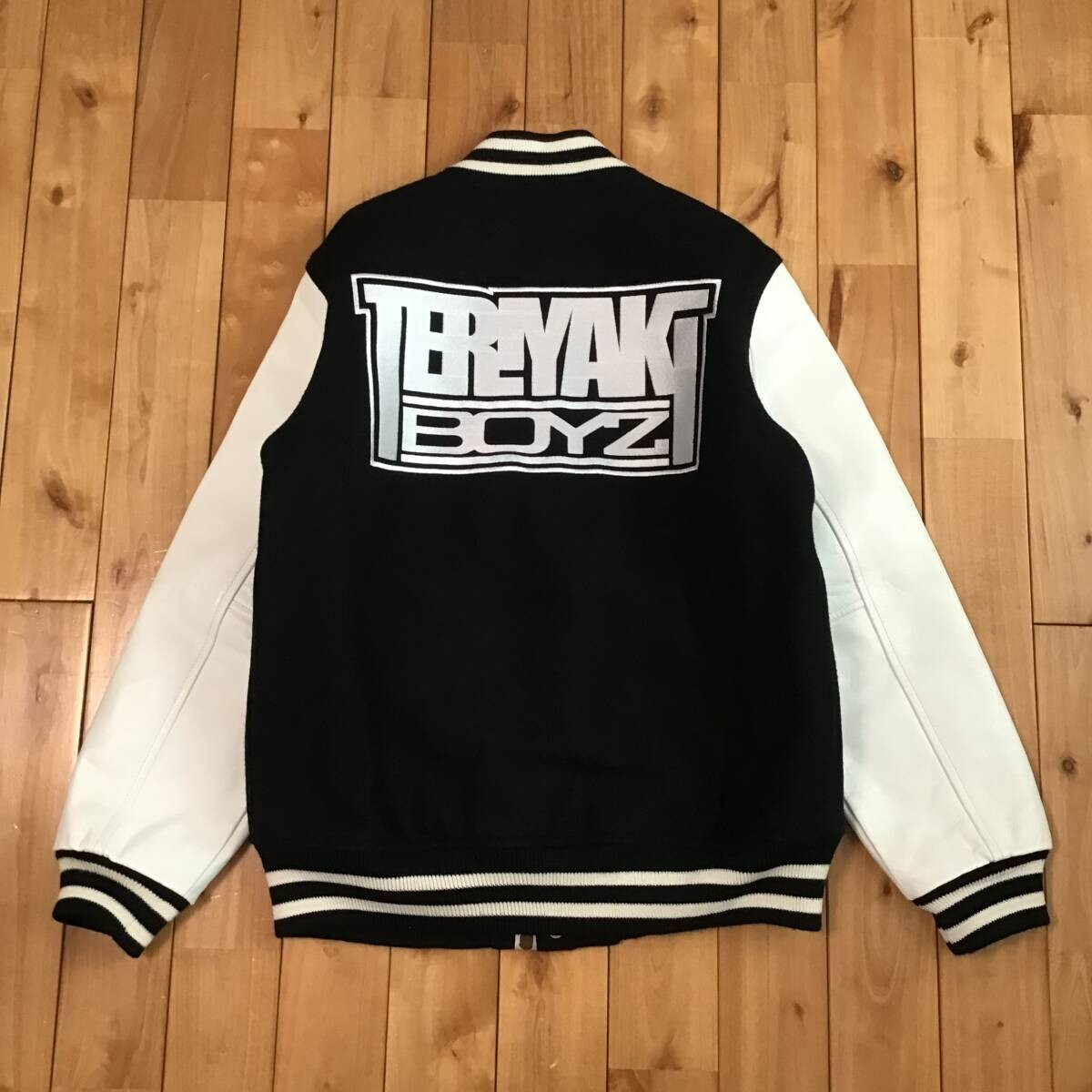 A BATHING APE×TERIYAKI BOYZ ジャケット tom さま♪A BATHING APE×TERIYAKI BOYZ ジャケット - メルカリ
