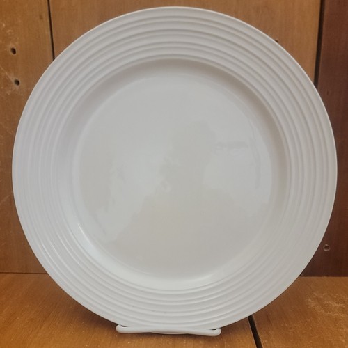 Better Homes & Gardens Anniston Essteller, 11", Neu mit Etikett/Neu mit Etikett