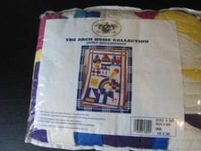 The Arch Home Collection Crib Quilt NEW w 4 Plush Peek a Boo 35x50 RN 74888