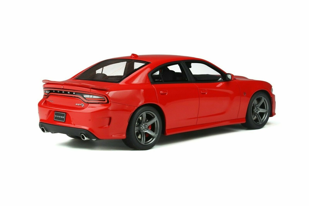 ミニカー GT Spirit 1/18 Dodge Charger SRT Hellcat Amazon.com: GT SPIRIT 1/18 - Dodge Charger SRT Hellcat