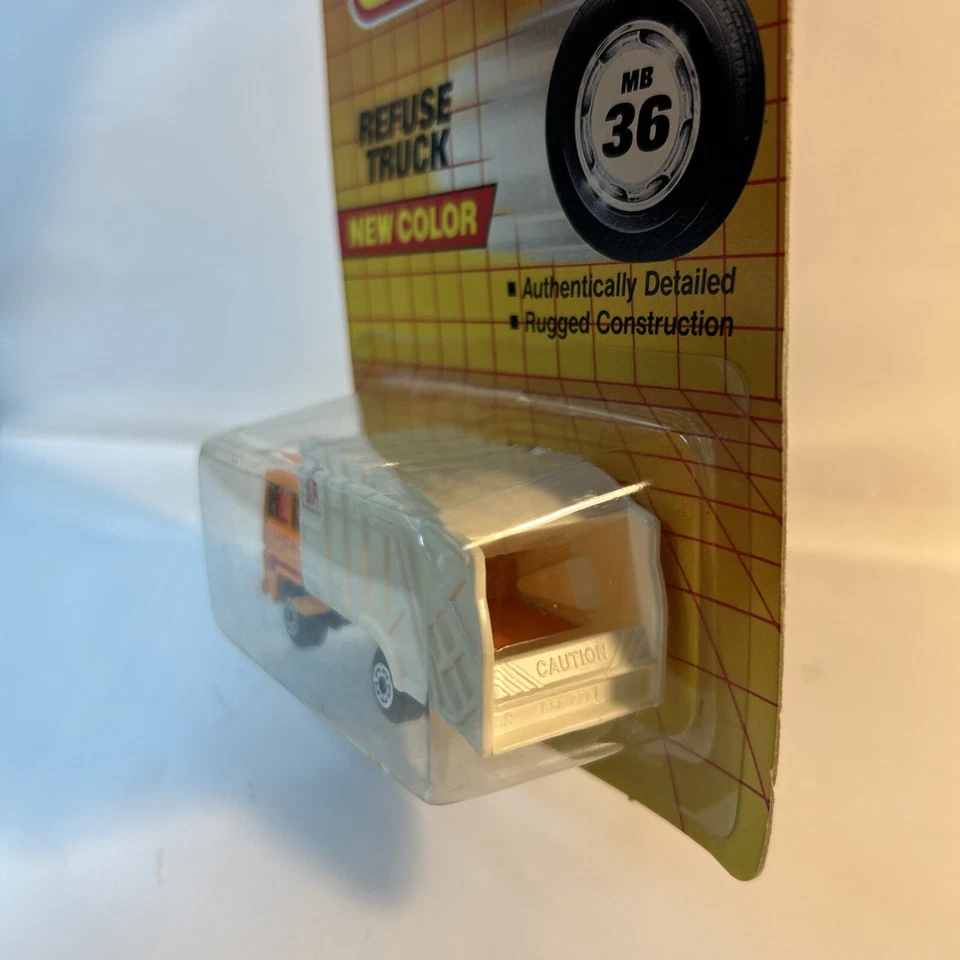 Rare 1993 Matchbox 1-75 Orange ’87 Garbage Truck - Image 4 of 4
