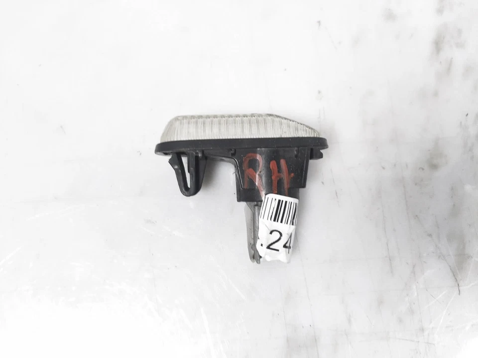 2000-2009 Honda S2000 Passenger Corner Lamp / Light 33801-S2a-023 - Image 4 of 4