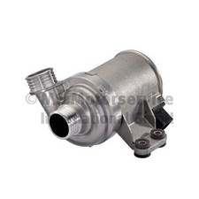 Pompe à eau BMW 635