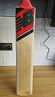 Cricket Bat short handle English Willow 2lb 10oz. Restickered.