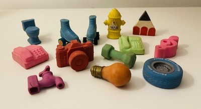 Vintage 1980er Neuheit Gummi Radierer Restposten Telefon Kamera Rollschuh Reifen