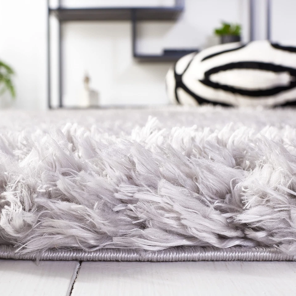 Flokati Shag Collection Accent Rug - 4' x 6', Silver, Solid Design, Non-Shedd... — 第 4/4 张图片