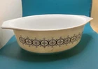PYREX Gold Medallion 043 1 1/2 QT Vintage Casserole Dish NO LID 1968