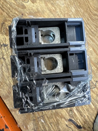 Disjoncteur Siemens 3VA4180-4ED34-0AA0 – 3 Pôles, 80 A, 600 V – Neuf D’origine