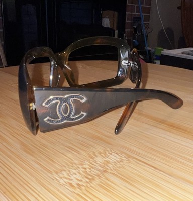 Chanel Oversized Frames Vintage Tortoise Shell Sunglasses CC 6022