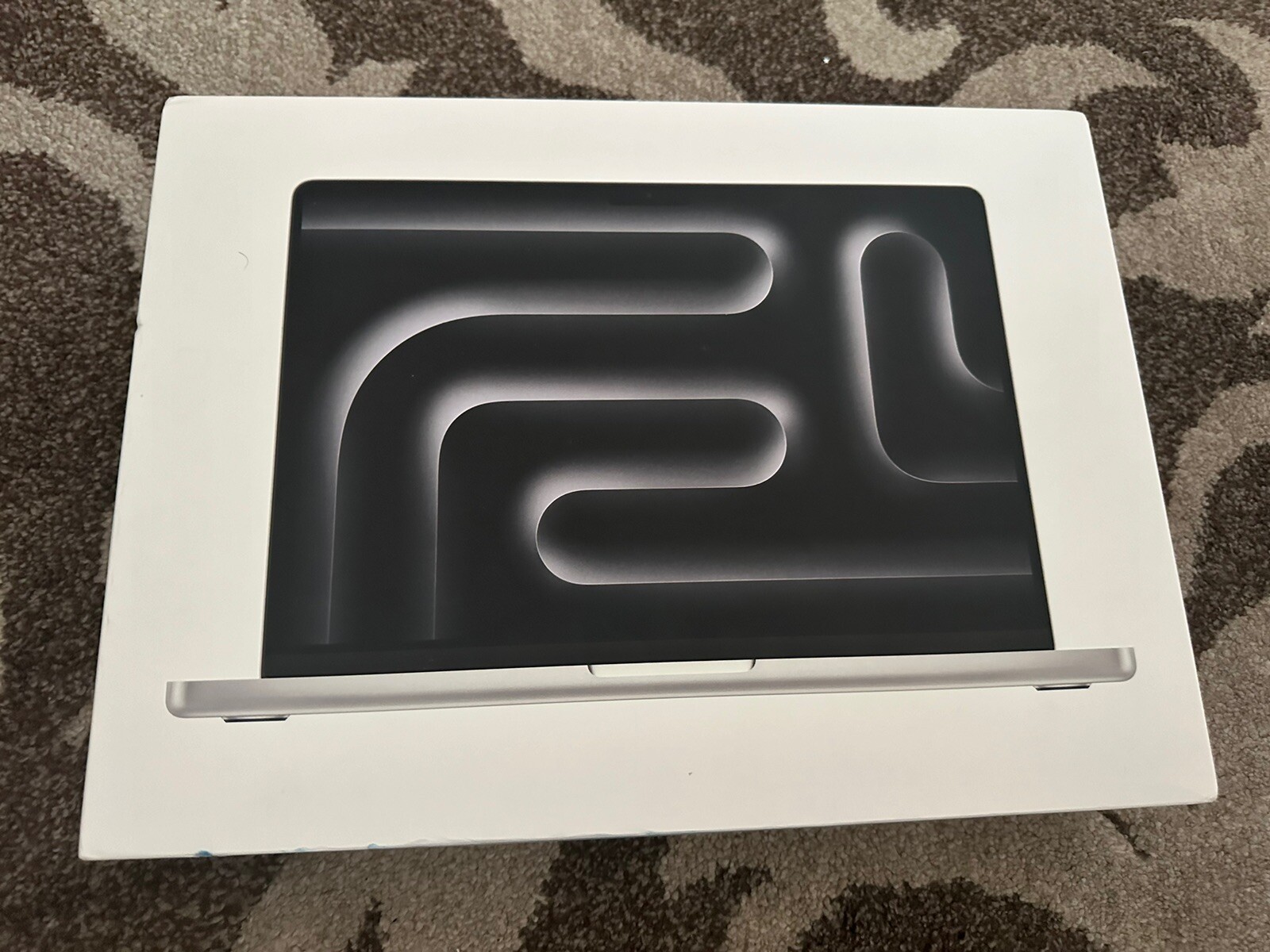 14-inch MacBook Pro M3 Max 14-core CPU 30-core GPU 36GB Ram 1TB SSD Sliver