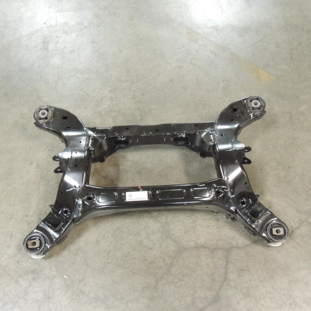 Trần Đình Nam専用 OEM GM Rear Suspension Cradle Assembly 2019 Cadillac XT4 w/FWD