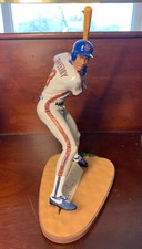 GARTLAN DARRYL STRAWBERRY AUTOGRAPHED FIGURINE WITH COA/BOX/FULL SIZE!