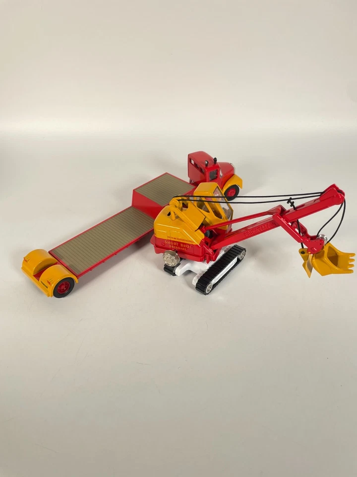 Corgi Heavy Haulage 1/50 scale 31010 Scammell H/Wayman L/loader & Luffing Shovel - Image 4 of 4