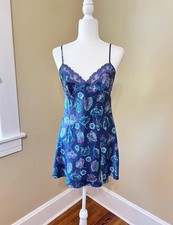 Victoria  s Secret purple floral slip dress, nightgown lingerie women  s M Y2K