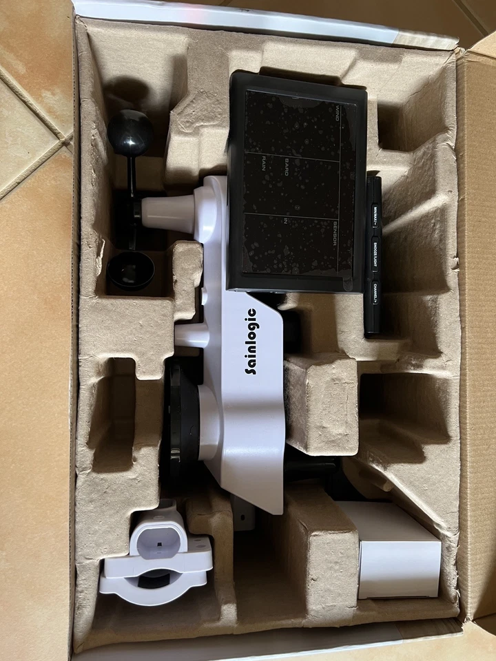 Sainlogic WS0835 Wireless Weather Station - Image 2 of 2