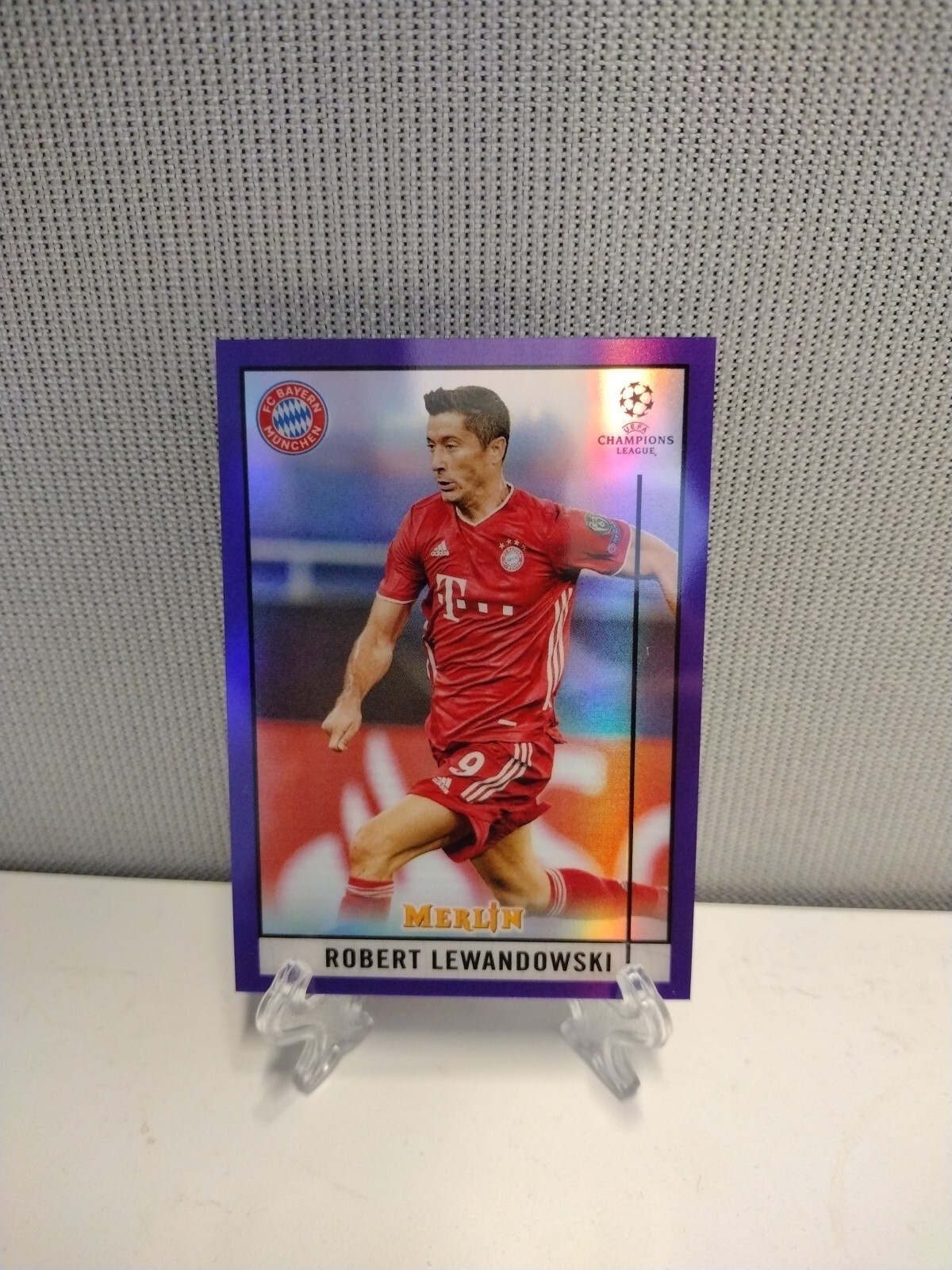 2020-21 Topps Chrome Merlin UEFA - Robert Lewandowski - Purple Refractor 149/299