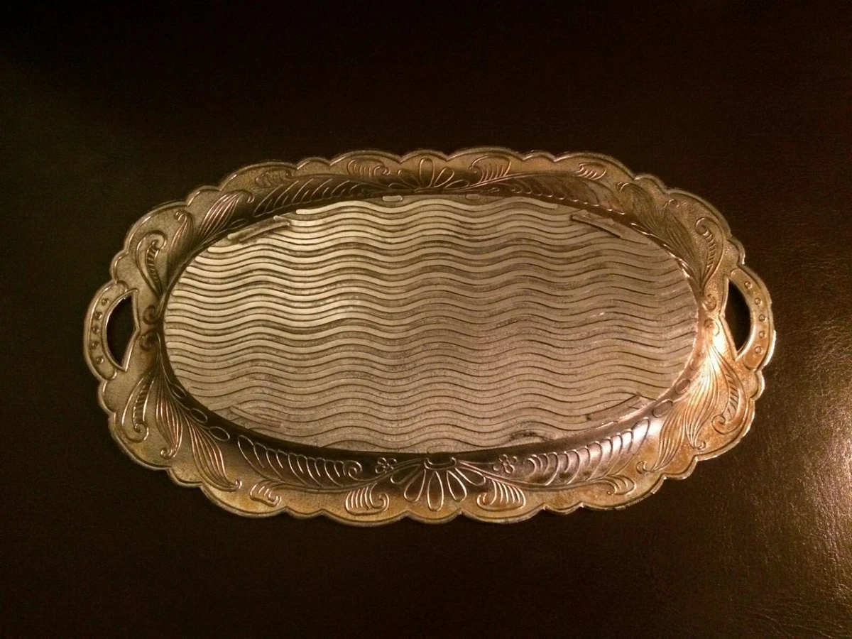 Süßes kleines Tablett Metall oval mit Blumengirlande und Henkeln