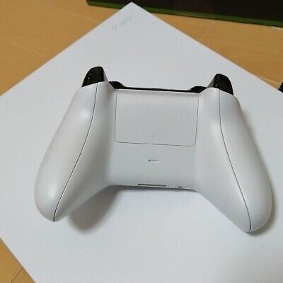 Microsoft Xbox One X 1TB White Special Edition In Box From Microsoft Xbox One X 1TB White Special Edition In Box From