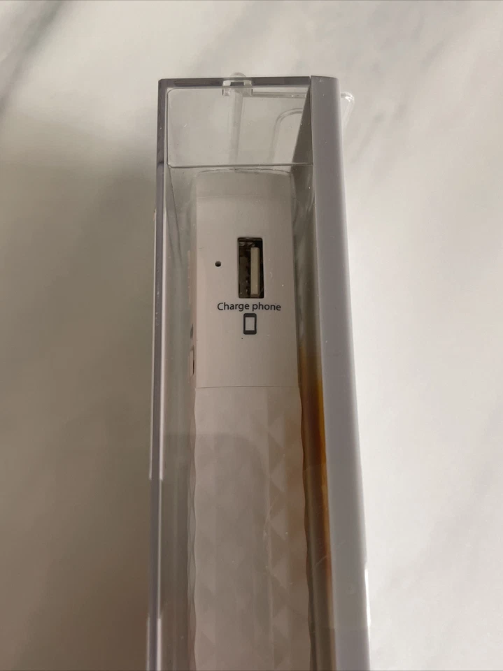 Banco de energía recargable Acoustic Research linterna modo pánico móvil Foto 3 de 4