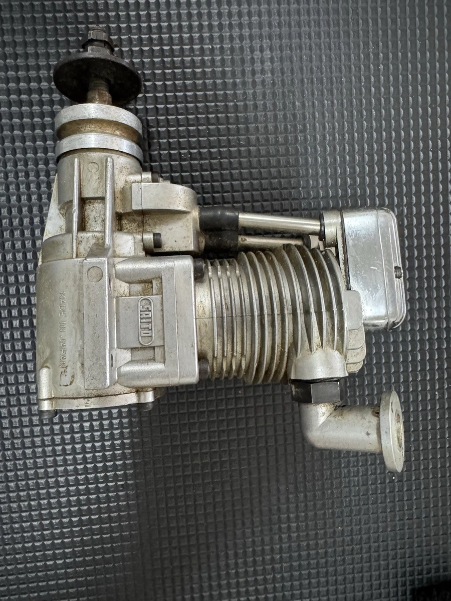 Saito 4-Stroke Engine Hobby RC Gas/Nitro Engines for Nitro & Glow