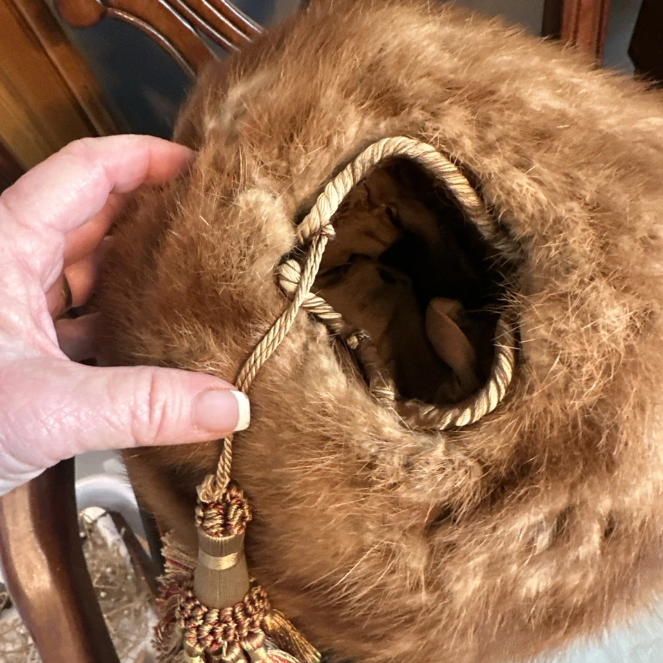 Antique Genuine Mink Fur Hand Warmer Muff Striped Victorian - Image 4 of 4