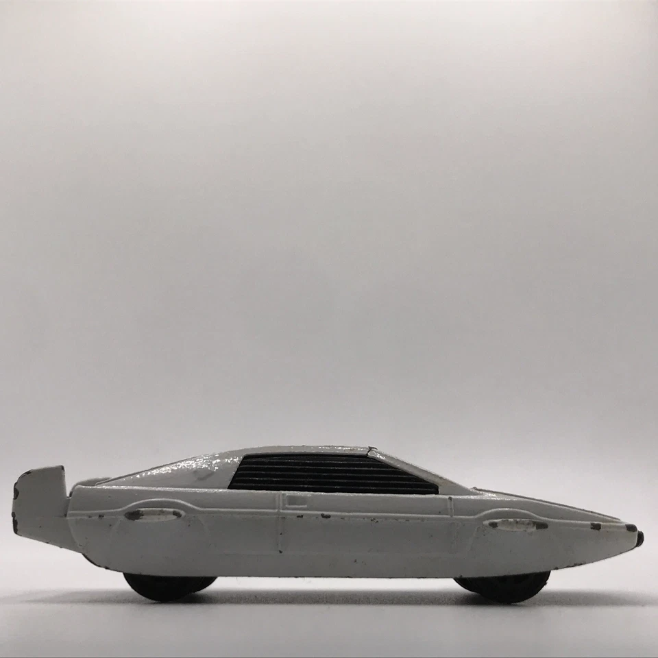 Corgi Juniors James Bond 007 Lotus Espirit 1977 White - Made In Gt. Britain - Image 4 of 4