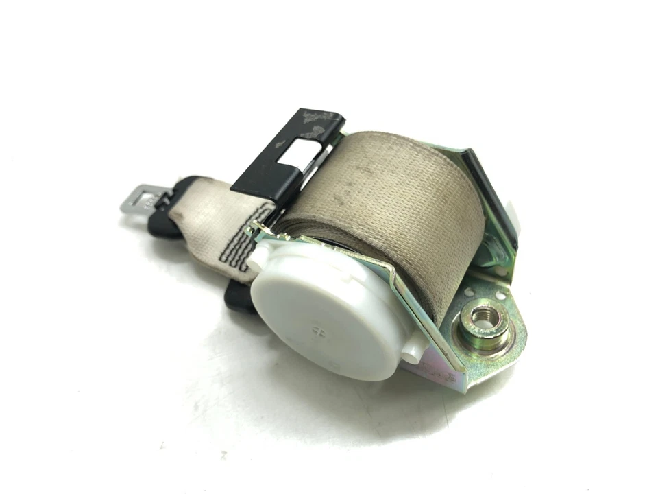 2012-2018 BMW 640i F06 GRAN COUPE ЦЕНТРАЛЬНЫЙ ЗАДНИЙ РЕМЕНЬ БЕЗОПАСНОСТИ НАТЯЖИТЕЛЬ OEM. - Изображение 2 из 4