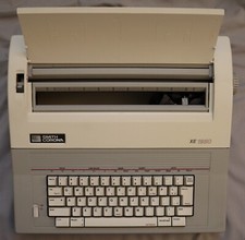 Smith Corona Electronic Typewriter XE 1950 Very Good Condition Electric w Manual thumbnail