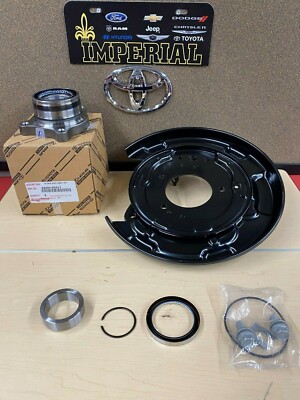 TOYOTA TUNDRA 2007-2012 GENUINE OEM RIGHT REAR AXLE BEARING & BACKING