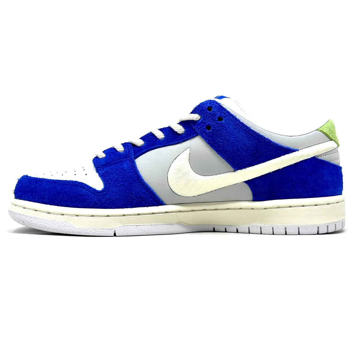 ぷ*ん様 Fly Streetwear×Nike SB Dunk Low Gar Nike SB Dunk Low Pro Fly Streetwear Gardenia | eBay