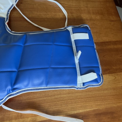 Youth Taekwondo Sparring Vest Chest Heavy Impact Protector Reversible Size 3M - Picture 4 of 8