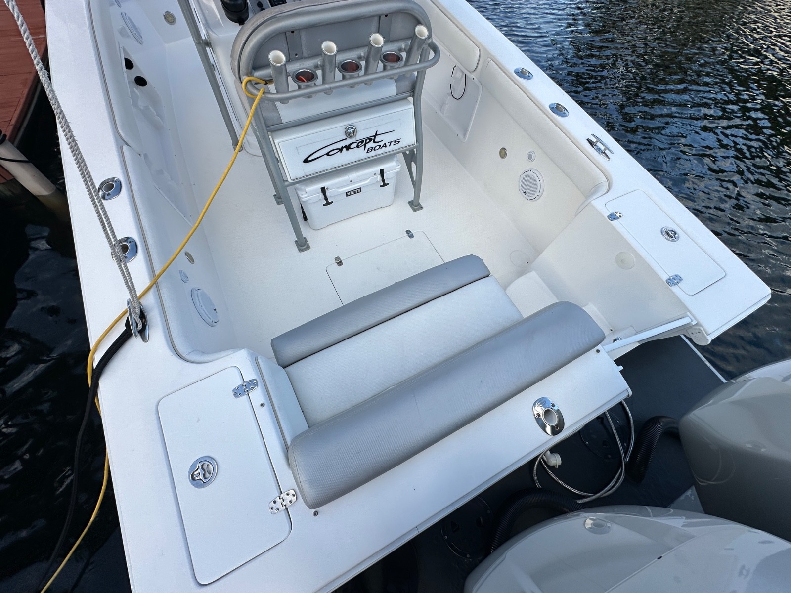 2008 Concept 30FT PF/CC Signature Edition w/Cuddy - 2x Mercury 225XL - WE SHIP!