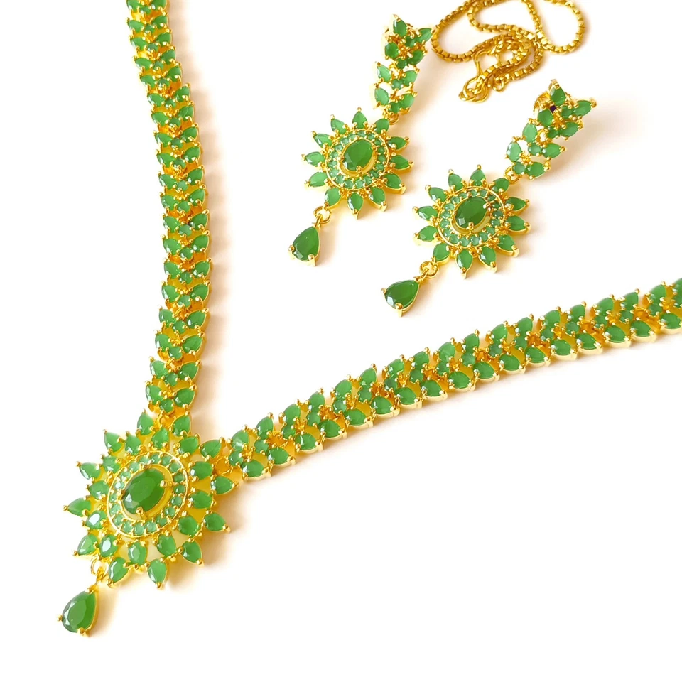 Elegante Conjunto de Collar Esmeralda Chapado en Oro 22K India Joyería Nupcial Regalo para Mujer Foto 2 de 4