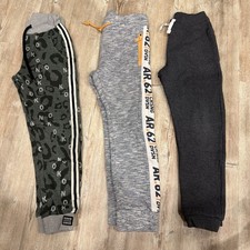 3- teiliges Jogginghosen-Paket Berkleidungspa...
