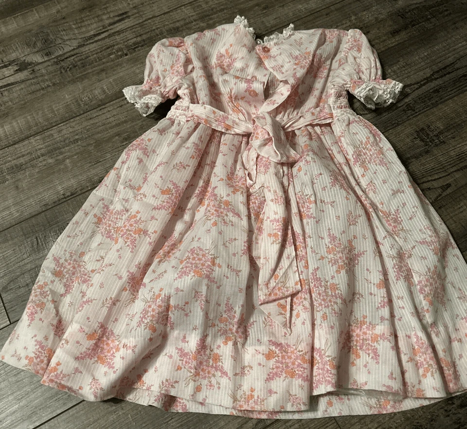 Vintage 70s Sears Girl Dress Pink and White Flowered size 6x - Image 2 of 4