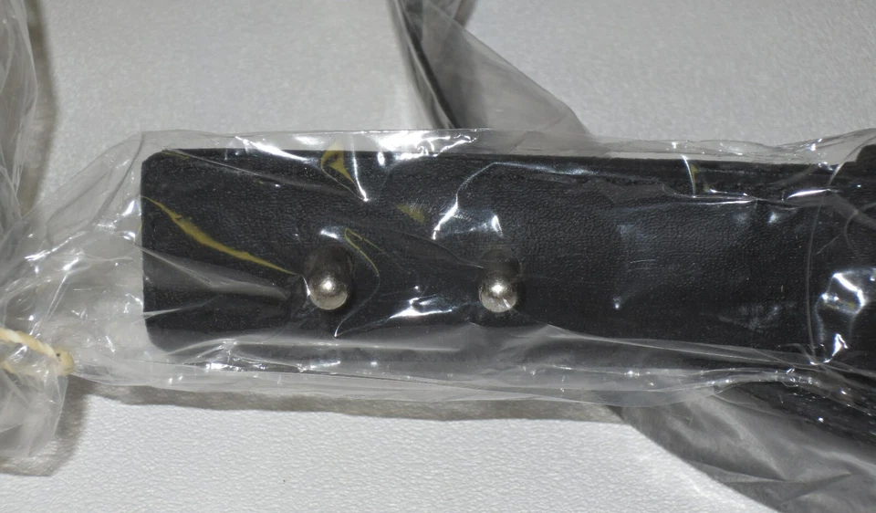 NUEVO CINTURÓN DE TRABAJO DE CUERO NEGRO SIN ARAÑAZOS GENUINO A PRESIÓN mecánico con etiquetas 30 a 48 Foto 3 de 4